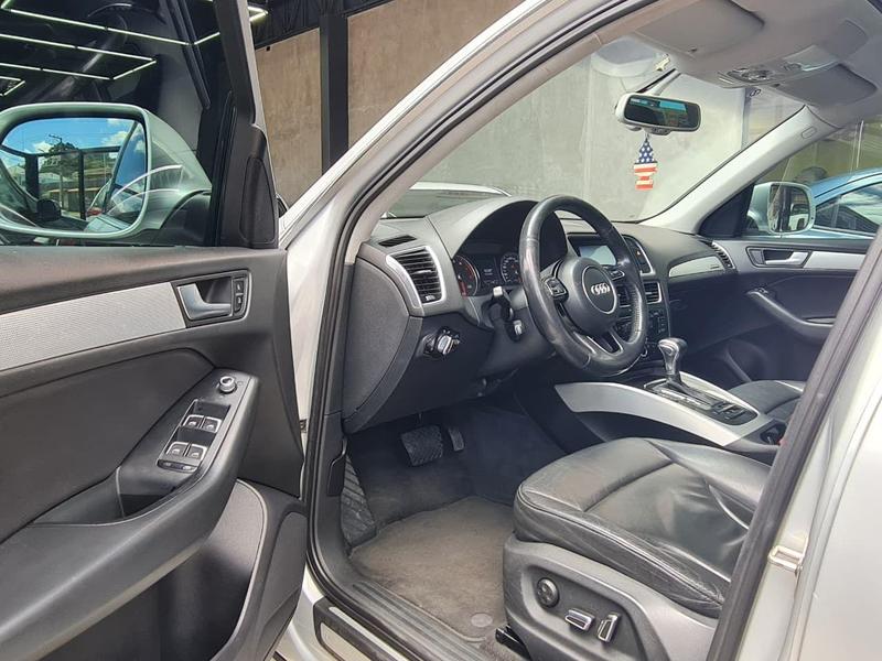 Audi Q5 2.0 TFSI - foto 5