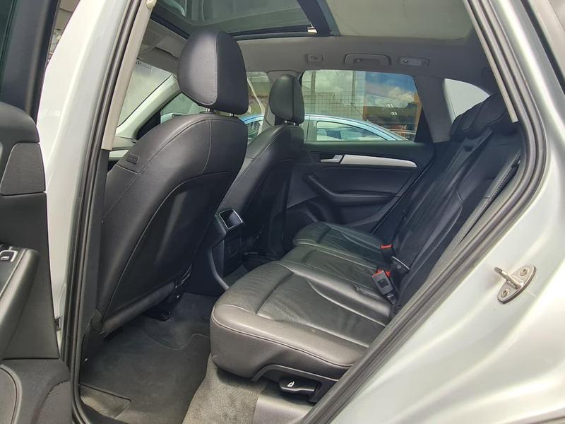 Audi Q5 2.0 TFSI - foto 7