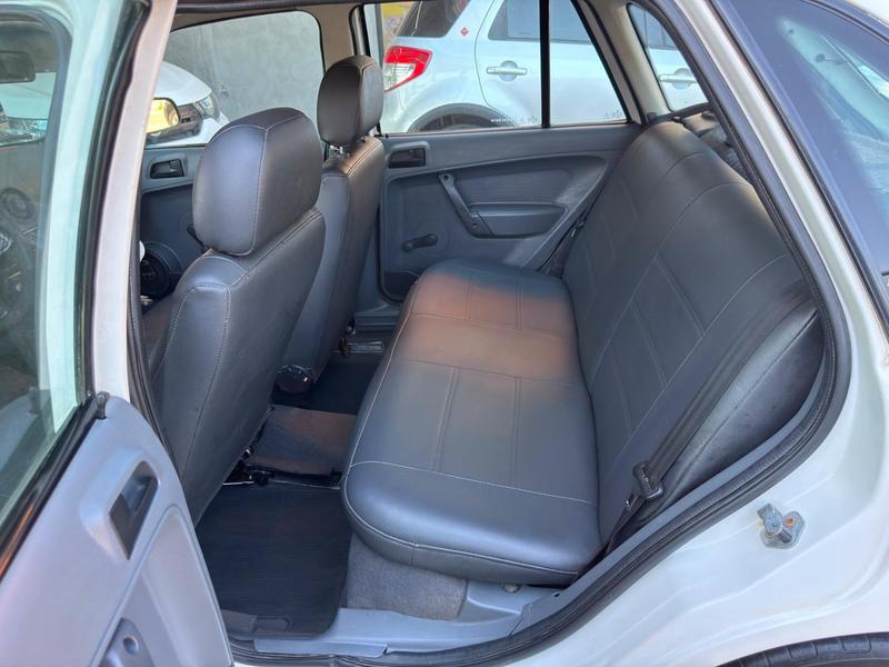Volkswagen Gol 1.0 Giv - foto 8