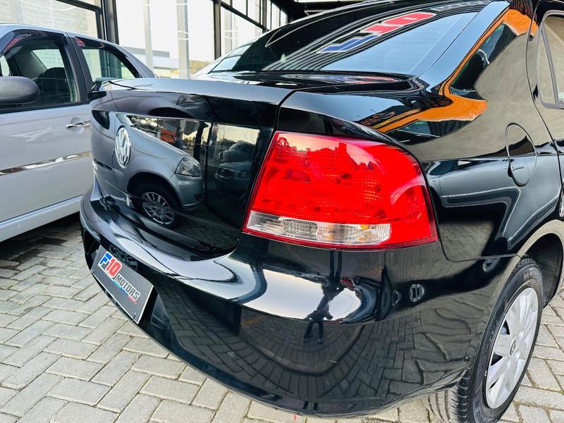 Volkswagen Voyage 1.0 - foto 12