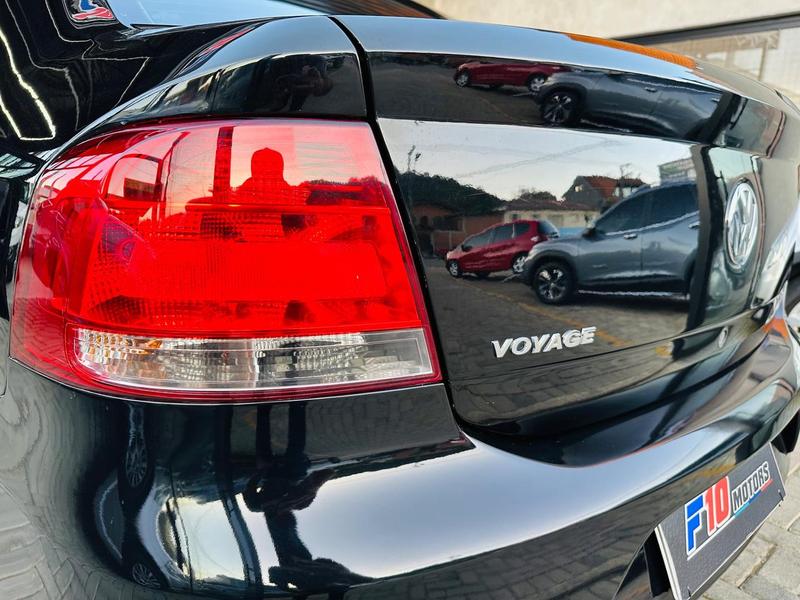 Volkswagen Voyage 1.0 - foto 13