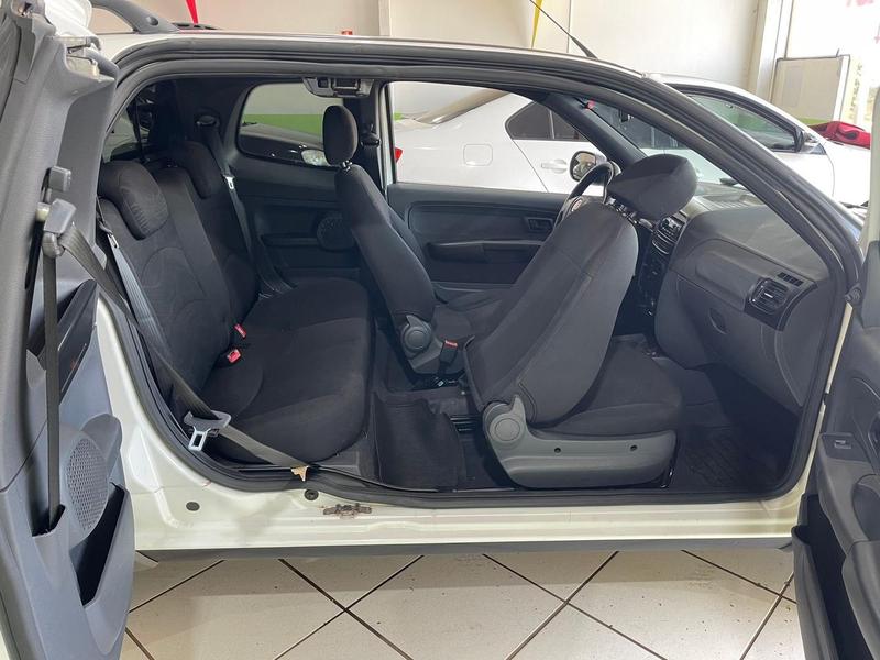 Fiat Strada Freedom 1.4 Flex 8V Cd - foto 12