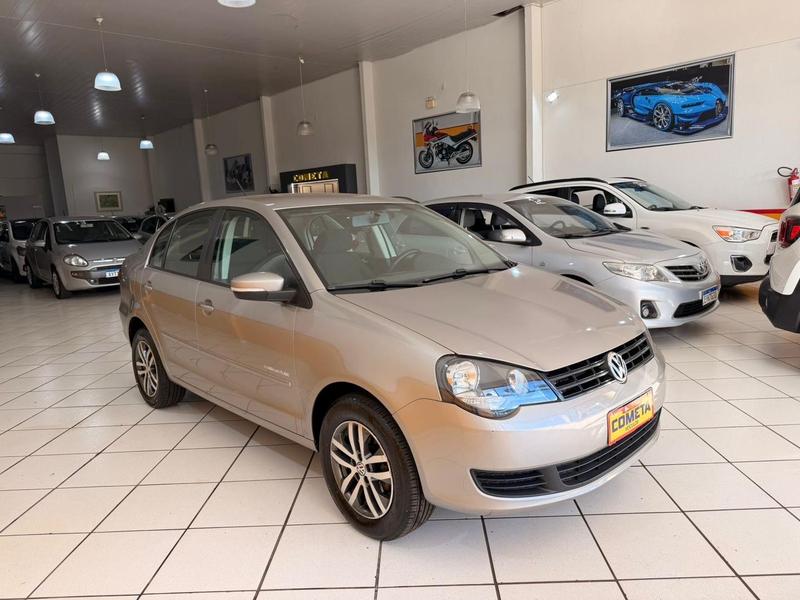 Volkswagen Polo Sedan 1.6 Mi Total Flex 8V 4P - foto 9