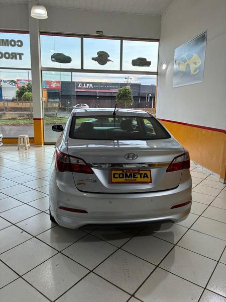 Hyundai HB20S C.plus C.style1.0 Flex 12V Mec. 4P - foto 15