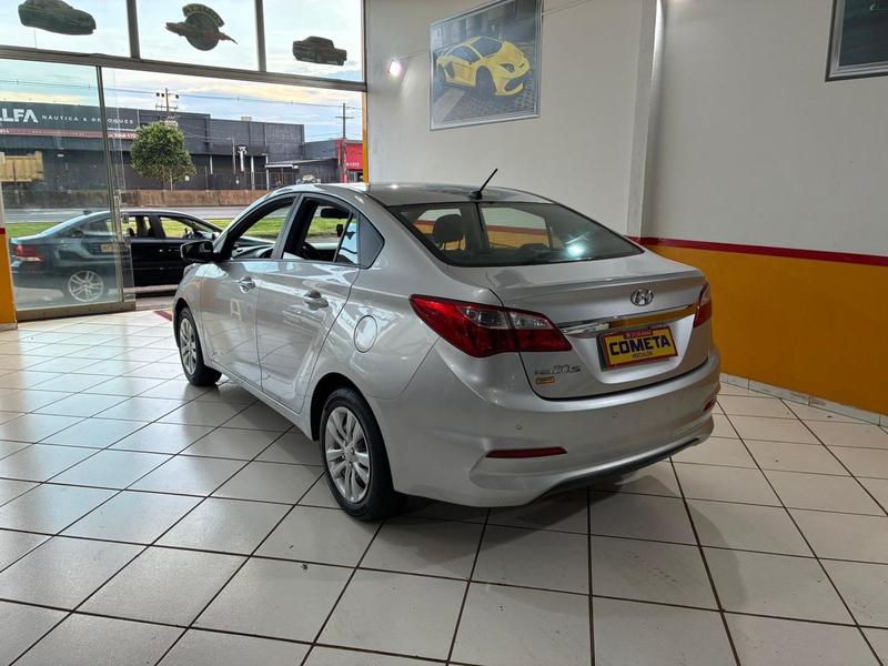 Hyundai HB20S C.plus C.style1.0 Flex 12V Mec. 4P - foto 3