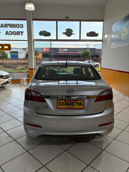 Hyundai HB20S C.plus C.style1.0 Flex 12V Mec. 4P - foto 5