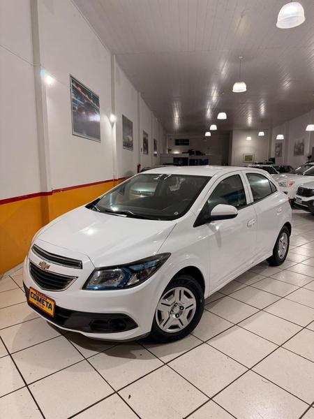 Chevrolet Onix Hatch LT 1.0 8V Flexpower 5P Mec. - foto 2