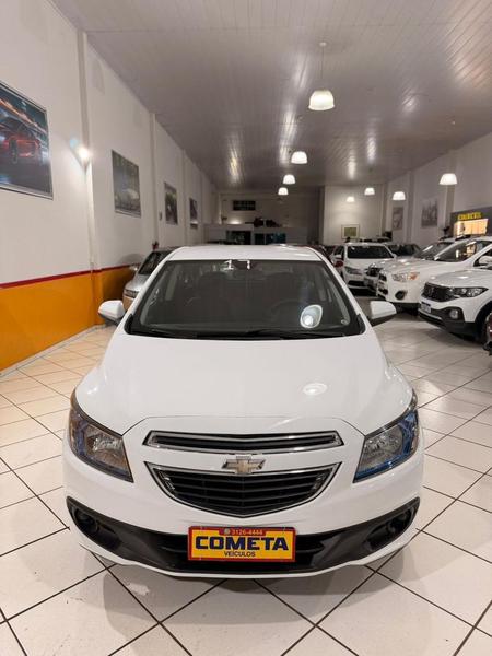 Chevrolet Onix Hatch LT 1.0 8V Flexpower 5P Mec. - foto 5