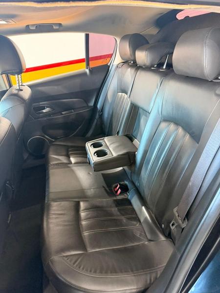 Chevrolet Cruze LT 1.8 16V Flexpower 4P Mec. - foto 14