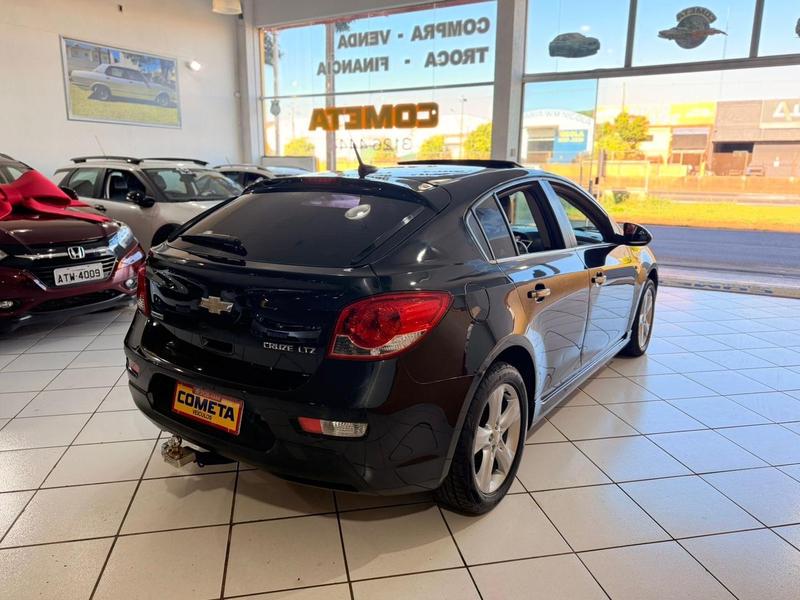 Chevrolet Cruze LT 1.8 16V Flexpower 4P Mec. - foto 15