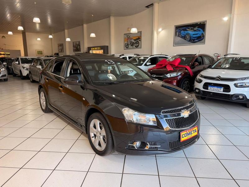 Chevrolet Cruze LT 1.8 16V Flexpower 4P Mec. - foto 18
