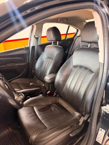 Chevrolet Cruze LT 1.8 16V Flexpower 4P Mec. - foto 15