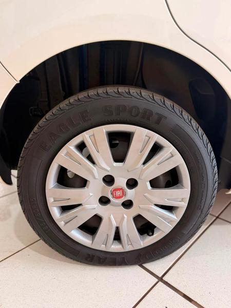 Fiat Palio Essence 1.6 Flex 16V 5P - foto 13