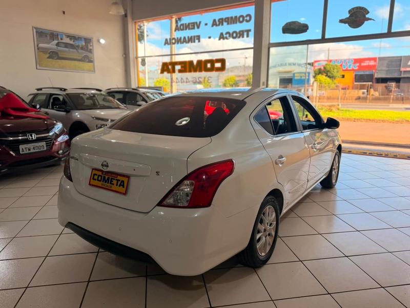 Nissan Versa 1.0 12V Flexstart 4P Mec. - foto 11