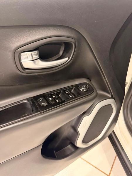Jeep Renegade Sport 1.8 4X2 Flex 16V Aut. - foto 2
