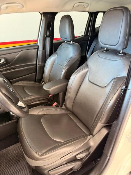 Jeep Renegade Sport 1.8 4X2 Flex 16V Aut. - foto 4