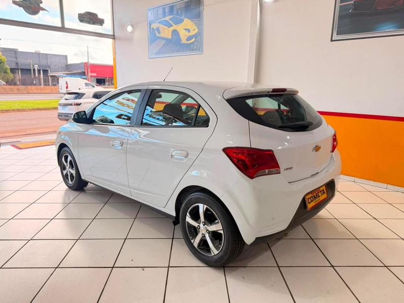 Chevrolet Onix Hatch LT 1.0 8V Flexpower 5P Mec. - foto 16