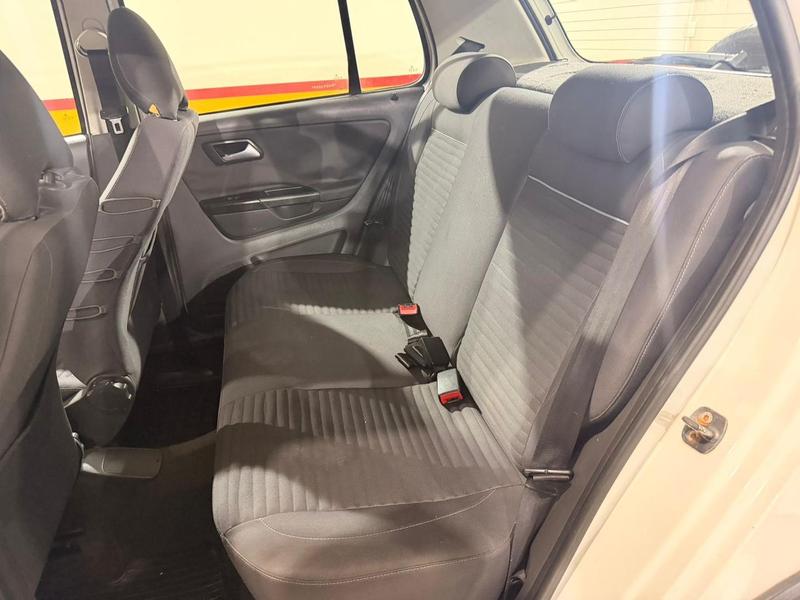Volkswagen CrossFox 1.6 Mi Total Flex 8V 5P - foto 8