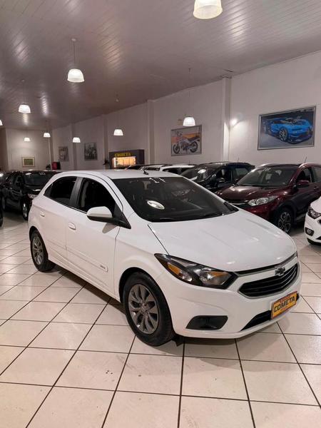 Chevrolet Onix Hatch LT 1.0 8V Flexpower 5P Mec. - foto 13