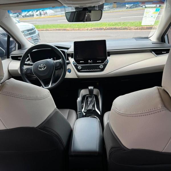 Toyota Corolla Apremiumh - foto 9