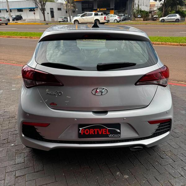Hyundai HB20 1.6 M - foto 6