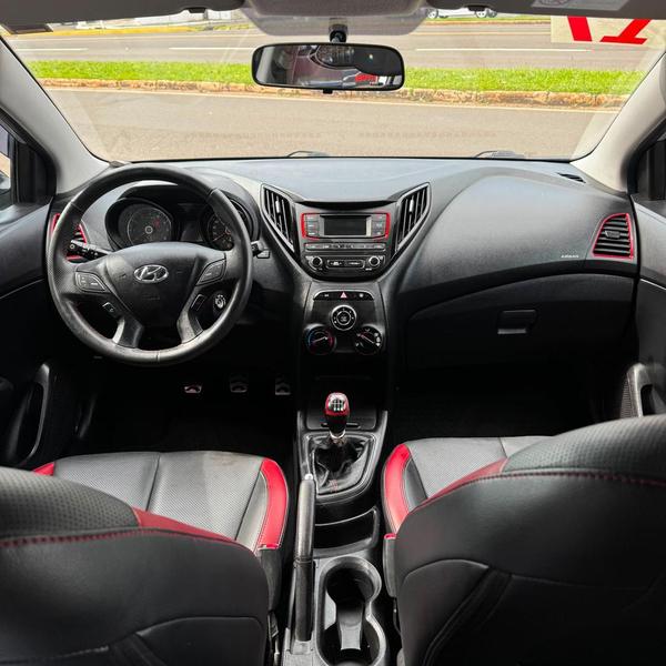 Hyundai HB20 1.6 M - foto 9