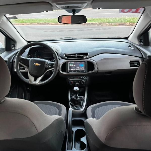 Chevrolet Prisma 14mt LT - foto 9