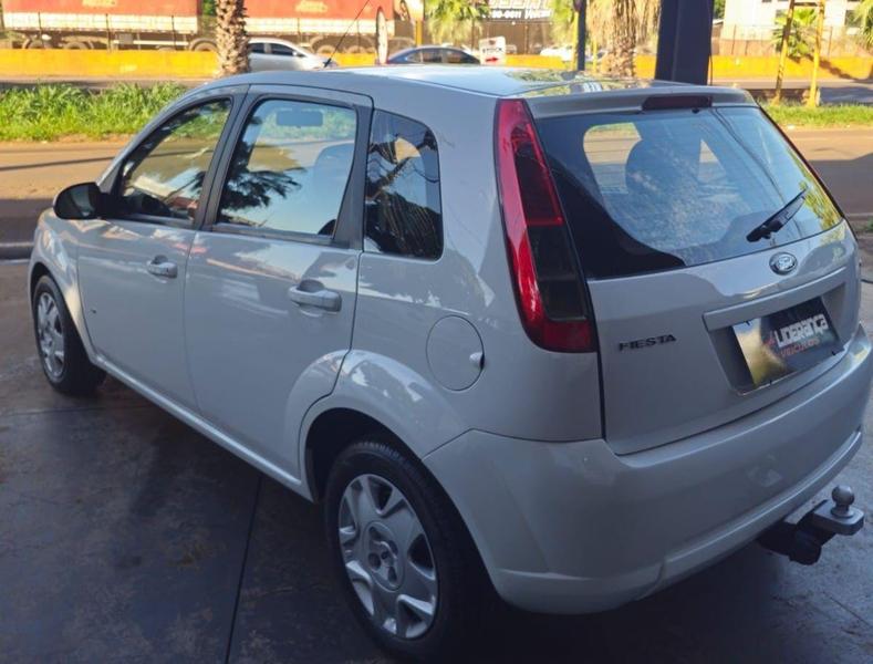 Ford Fiesta 1.6 8V Flex - foto 6