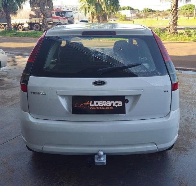 Ford Fiesta 1.6 8V Flex - foto 5
