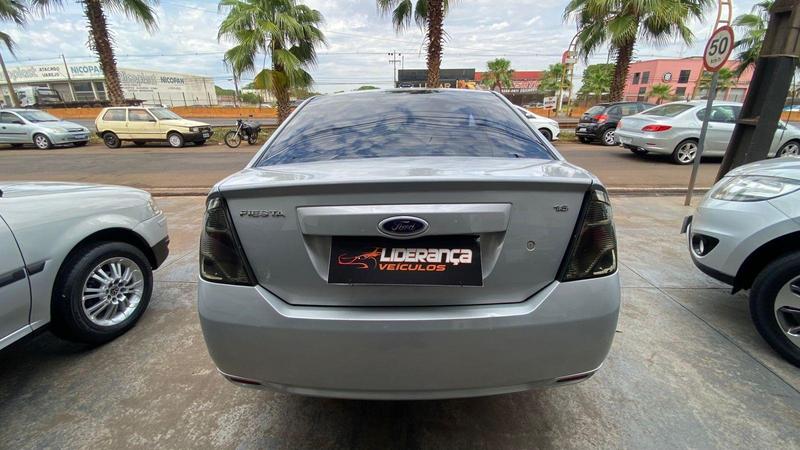 Ford Fiesta Sedan Sedan 1.6 Flex - foto 5