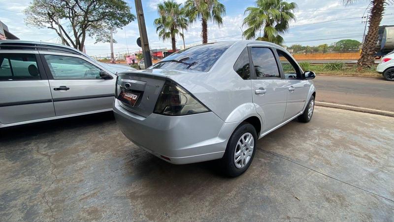 Ford Fiesta Sedan Sedan 1.6 Flex - foto 4