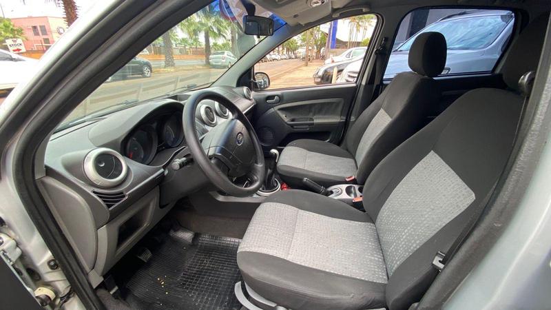 Ford Fiesta Sedan Sedan 1.6 Flex - foto 9