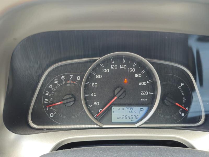 Toyota RAV4 20l 4X4 - foto 7