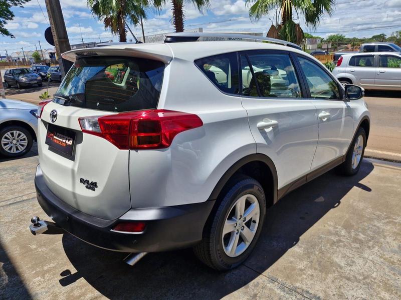 Toyota RAV4 20l 4X4 - foto 4