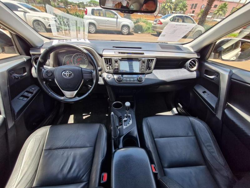 Toyota RAV4 20l 4X4 - foto 8