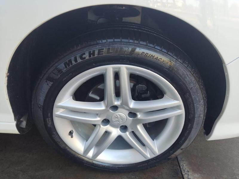 Peugeot 308 Allure - foto 15