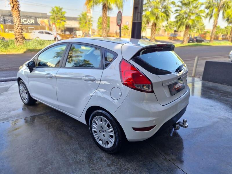 Ford Fiesta Ha 15l S - foto 6