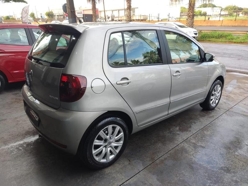 Volkswagen Fox Prime Higli. 1.6 Total Flex 8V 5P - foto 4
