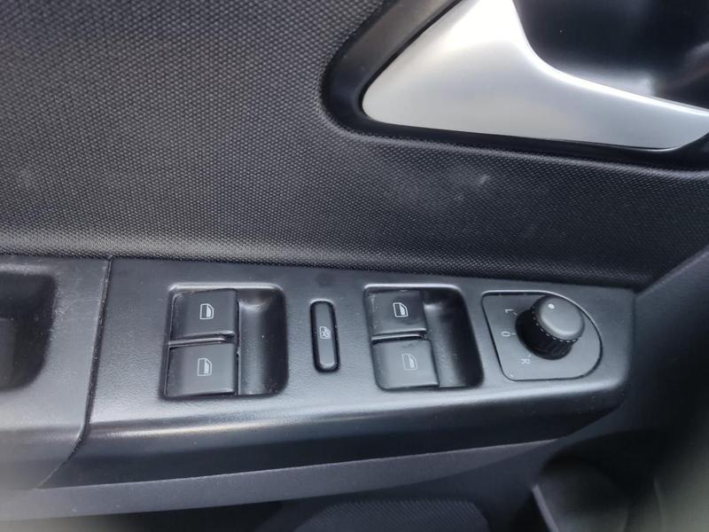 Volkswagen Fox Connect Mb - foto 14