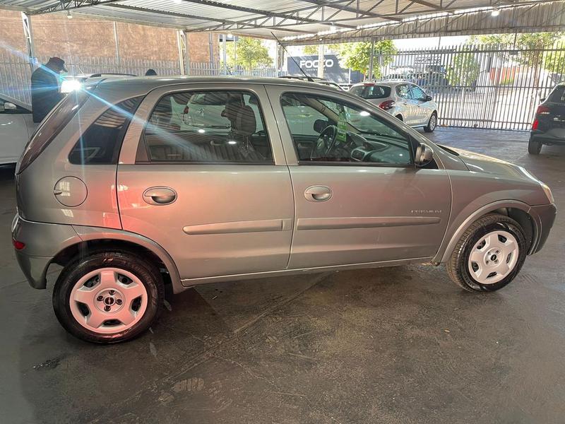 Chevrolet Corsa Hat. Premium 1.4 8V Econoflex 5P - foto 3