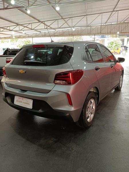 Chevrolet Onix 10mt Hb - foto 6