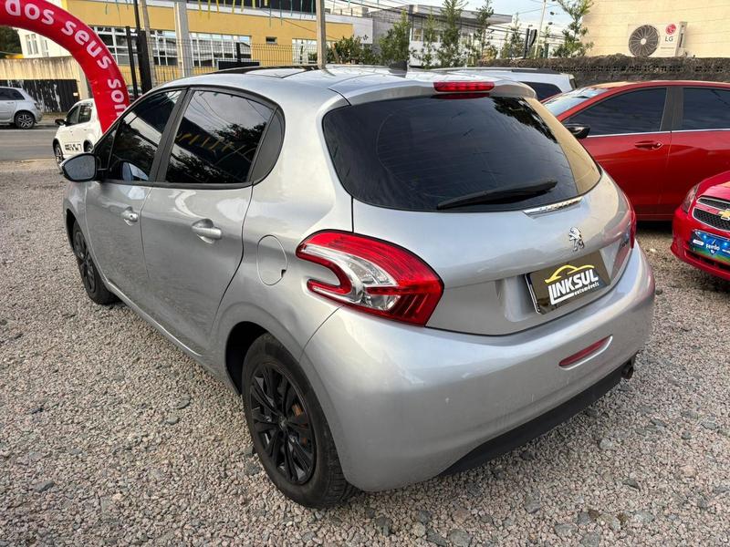 Peugeot 208 Allure - foto 6