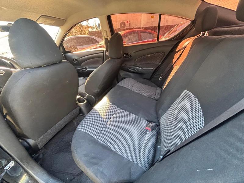 Nissan Versa 1.0 - foto 6