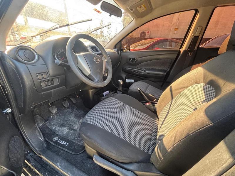 Nissan Versa 1.0 - foto 8