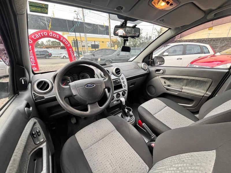 Ford Fiesta Sedan 1.0 8V Flex 4P - foto 8