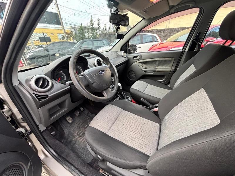 Ford Fiesta Sedan 1.0 8V Flex 4P - foto 9