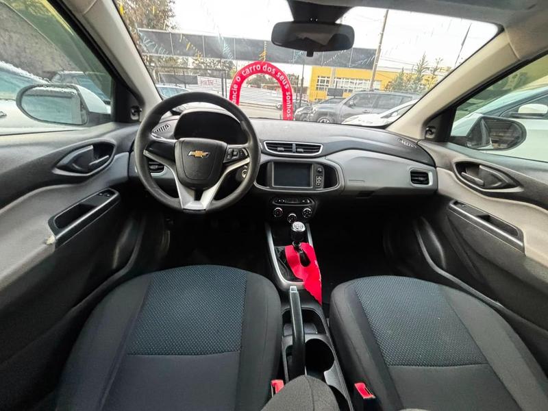 Chevrolet Onix 14mt LT - foto 8