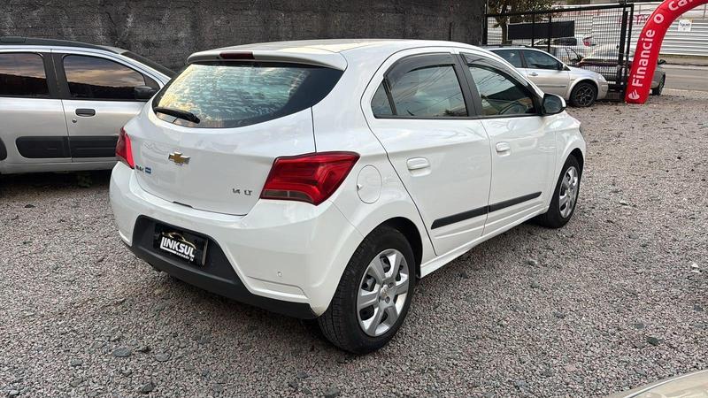 Chevrolet Onix 14mt LT - foto 4