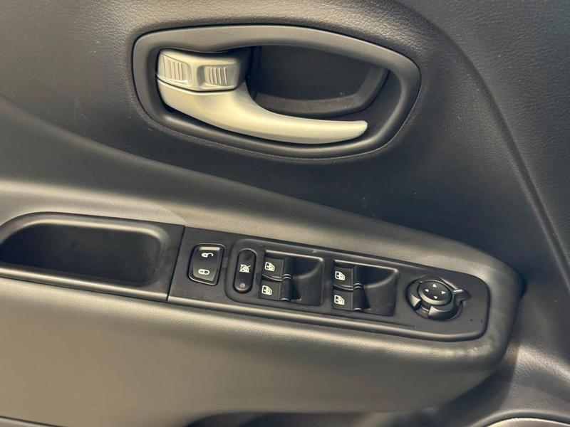 Jeep Renegade Lgtd T270 - foto 16