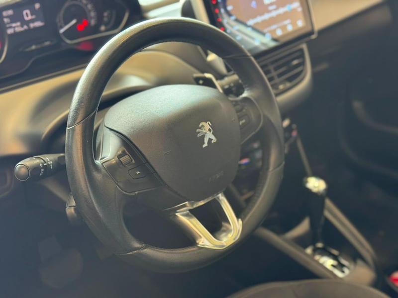 Peugeot 208 Griffe A - foto 9